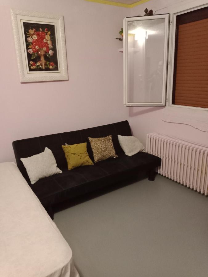 Maison Complete Монлюсон Екстер'єр фото