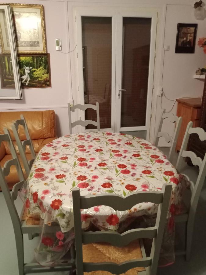 Maison Complete Монлюсон Екстер'єр фото