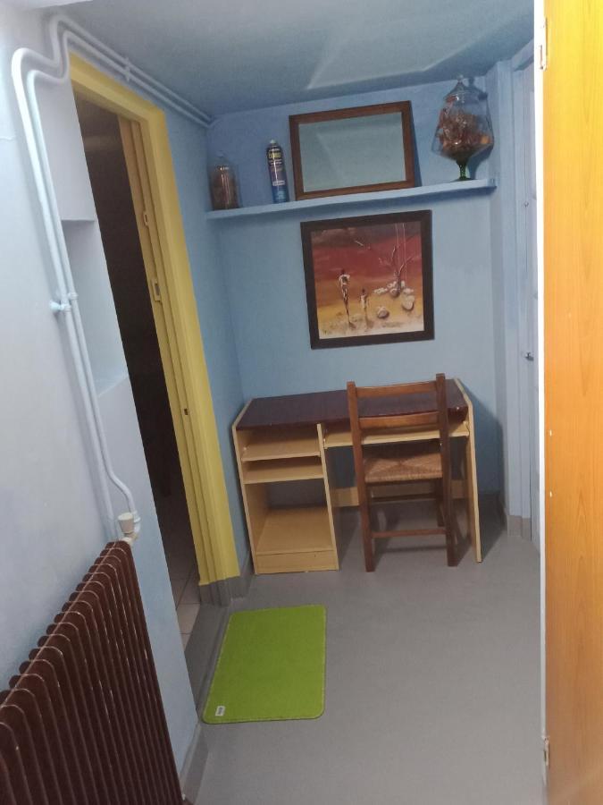Maison Complete Монлюсон Екстер'єр фото